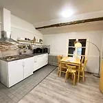 Lauri Historical Log House Manor 3* Rovaniemi