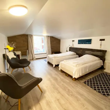 Maison d'hôtes Lauri Historical Log House Manor 3*