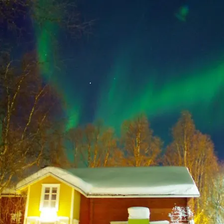 Maison d'hôtes Lauri Historical Log House Manor 3*