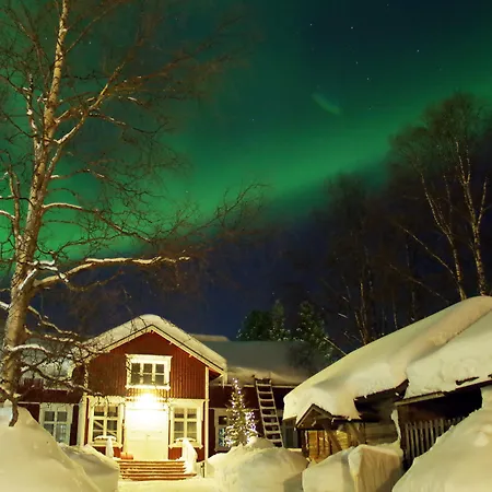 Maison d'hôtes Lauri Historical Log House Manor 3*