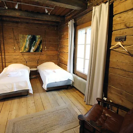 Lauri Historical Log House Manor Gæstehus