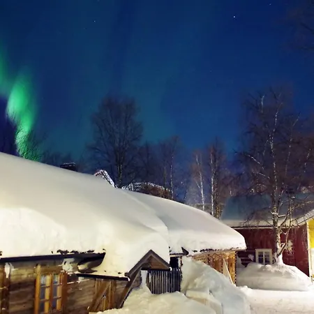 Pensjonat Lauri Historical Log House Manor Rovaniemi