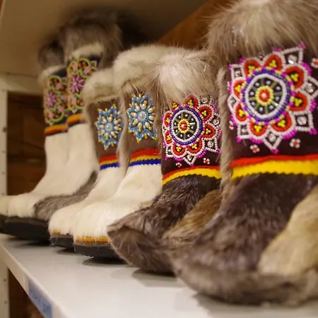 Maison d'hôtes Lauri Historical Log House Manor 3*