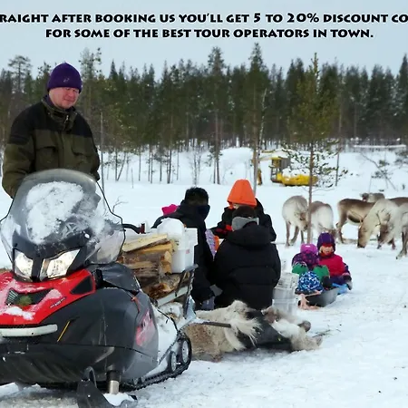 Maison d'hôtes Lauri Historical Log House Manor 3*