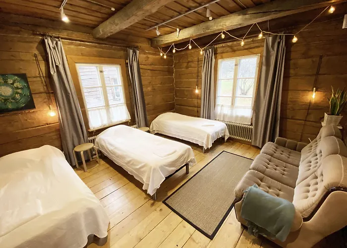 Lauri Historical Log House Manor Pensjonat Rovaniemi