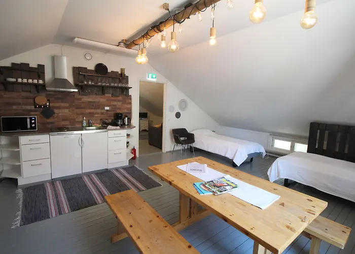 Lauri Historical Log House Manor Pensjonat