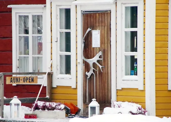 Pensjonat Lauri Historical Log House Manor